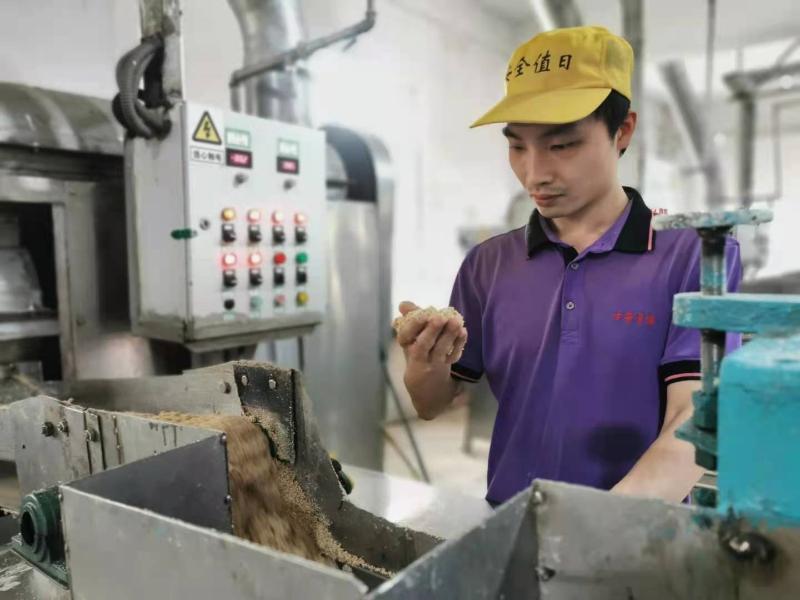 钟闪闪：用真心酿美酒