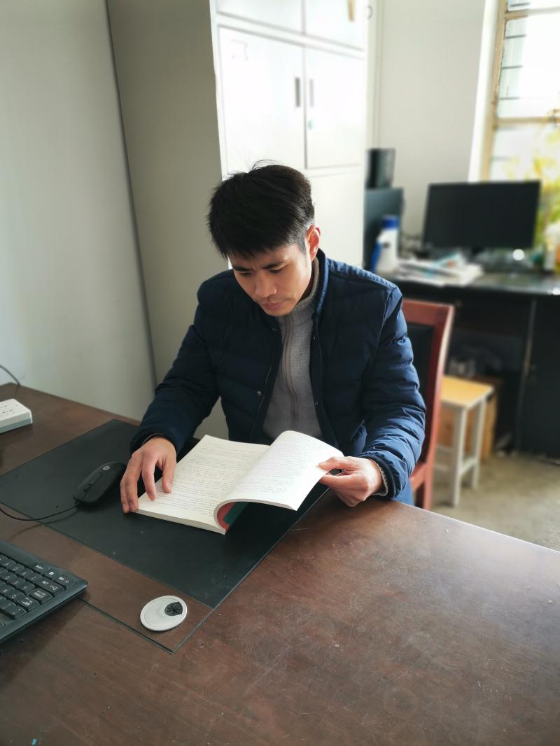 崔小星：苦中寻乐 享受教育