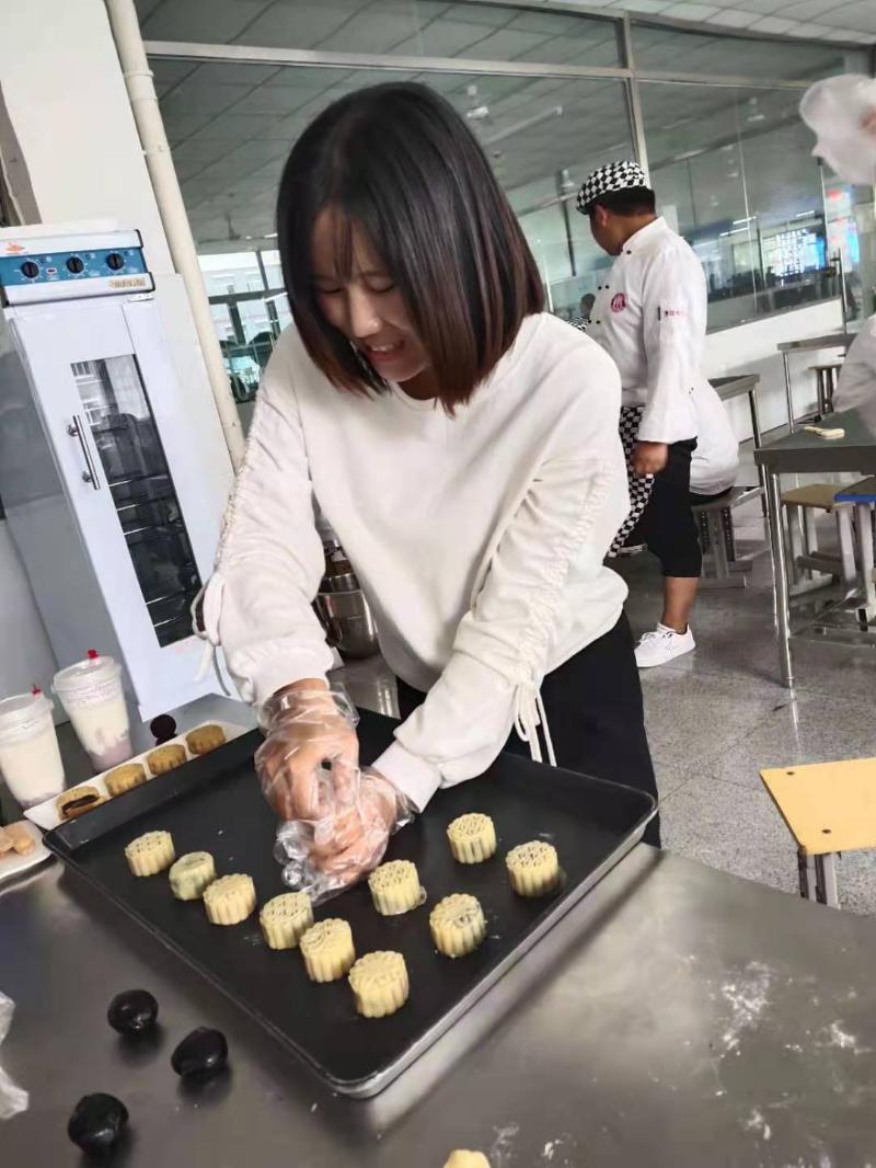 王珂：勇于创新，开拓进取